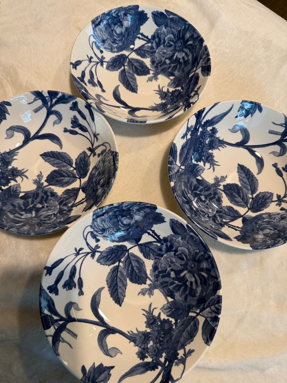 Blue Floral  Dinner Bowls - Elegant Set of 4 - Picture 8 of 8